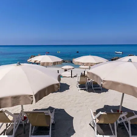 Villaggio Tramonto 3* Capo Vaticano